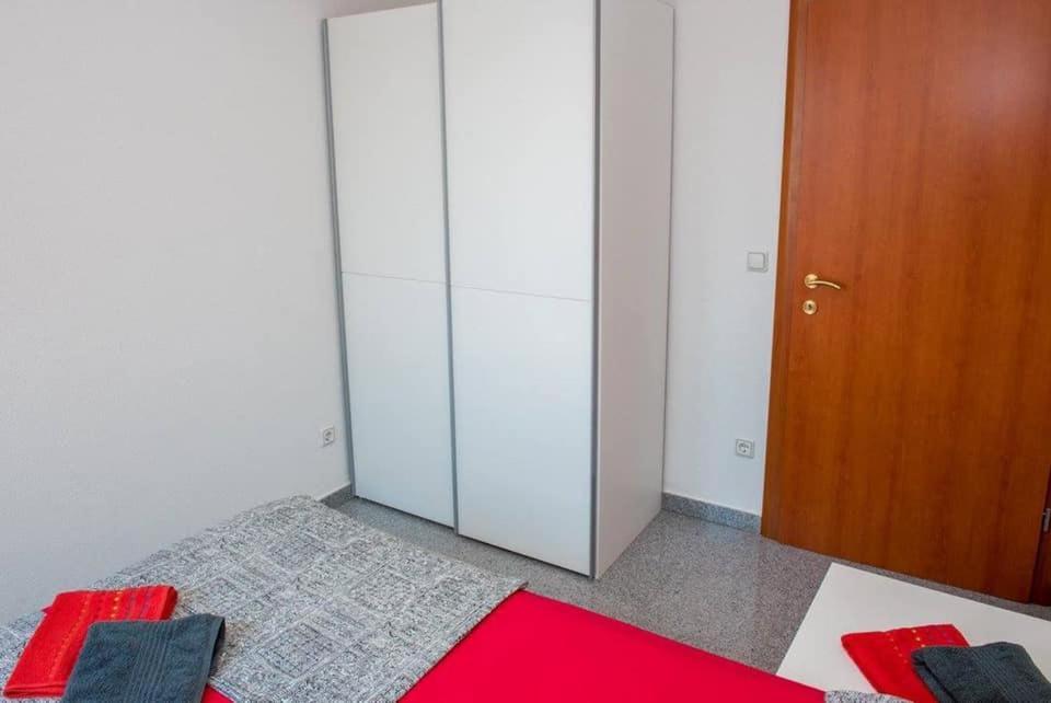 Apartment Vodice - Lovric Kültér fotó