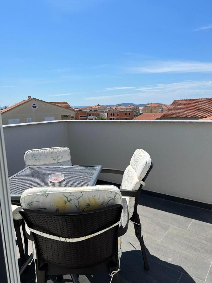 Apartment Vodice - Lovric Kültér fotó