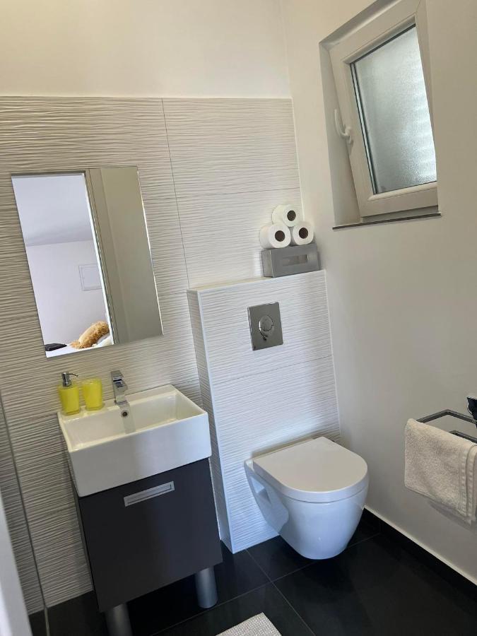 Apartment Vodice - Lovric Kültér fotó